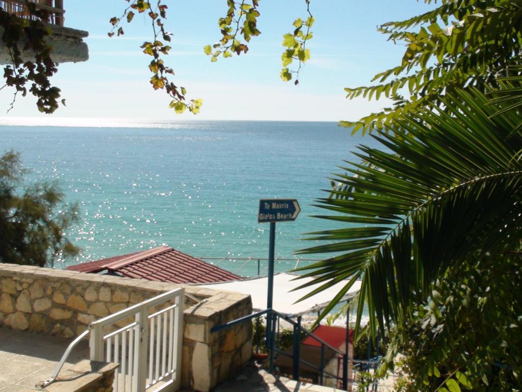Constantinos Apartments Lassi  Extérieur photo